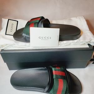 Gucci bow slides